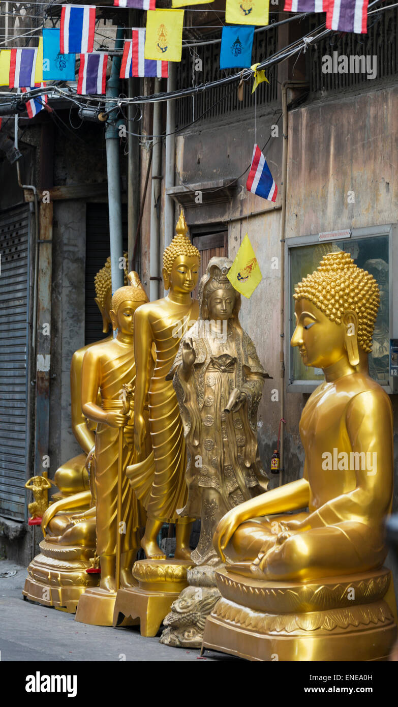 Buddha-Statuen zum Verkauf auf der Straße, Bangkok, Thailand, Asien Stockfoto