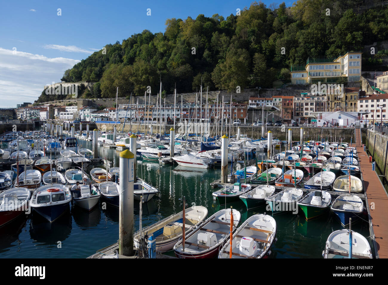 Angelboote/Fischerboote. San Sebastian (Donostia) andocken. Guipúzcoa Provinz. Spanien Stockfoto