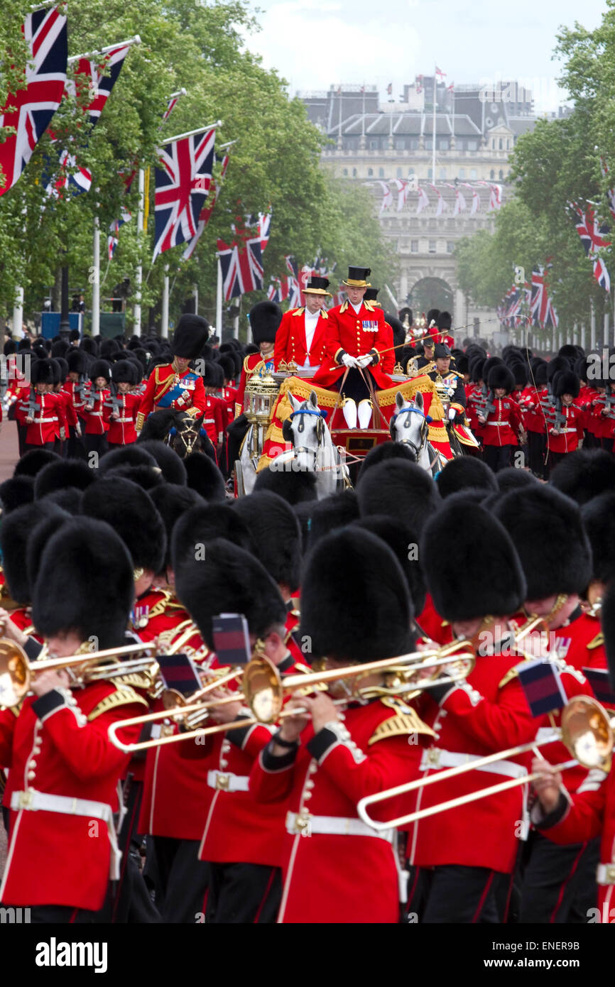 Trooping die Farbe-Parade für ihre Majestät Geburtstag der Königin außerhalb Buckingham Palace in London. Stockfoto