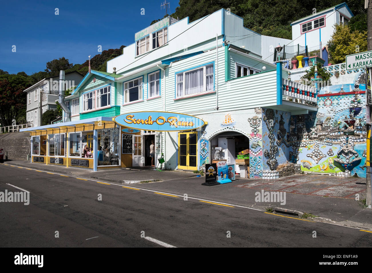 Versengen Sie o Rama Café am Scorching Bay, Wellington, Neuseeland. Stockfoto
