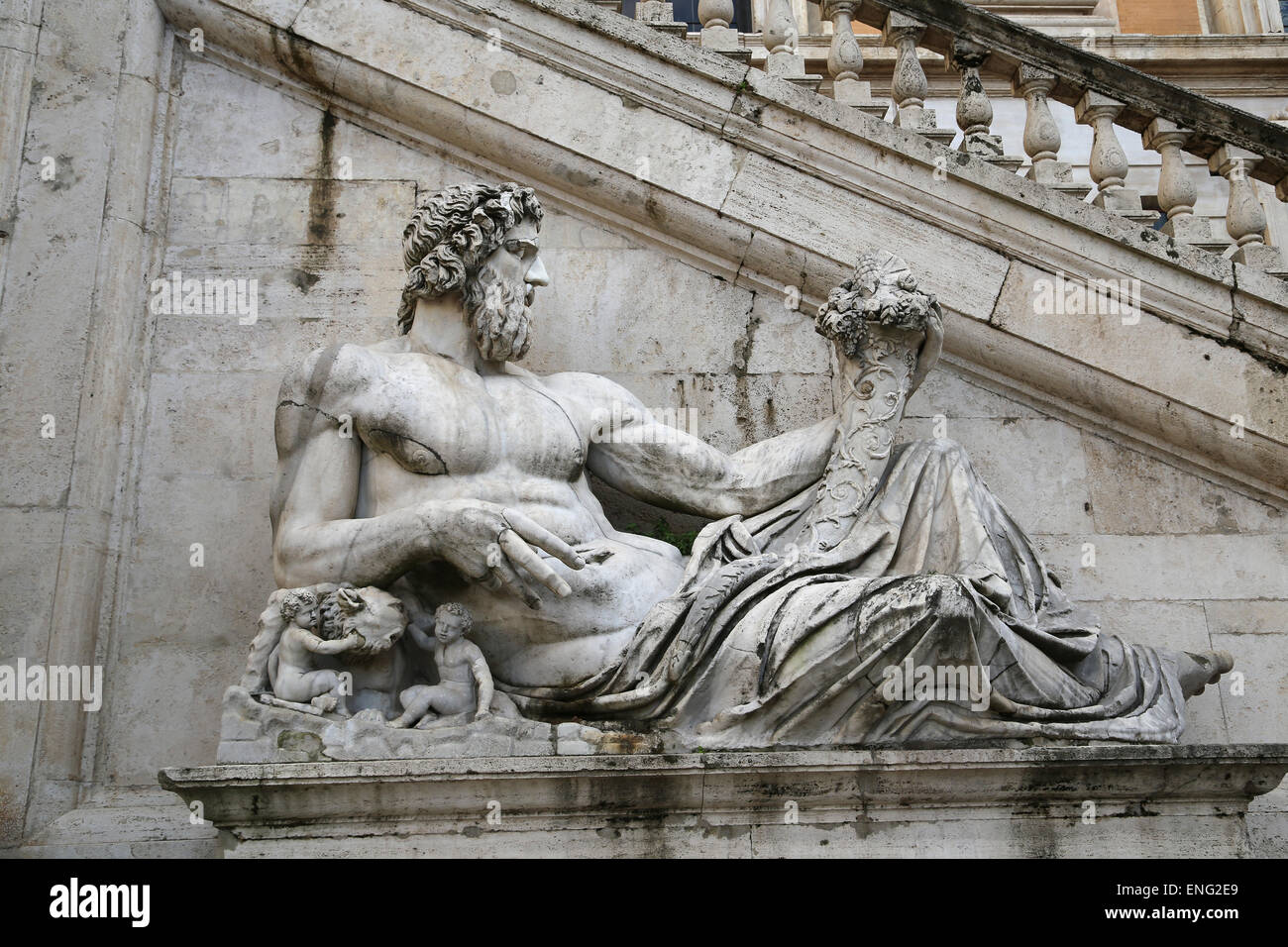 Italien. Rom. Campidoglio. Statue des Tiberinus. Genie des Flusses Tiber. Stockfoto