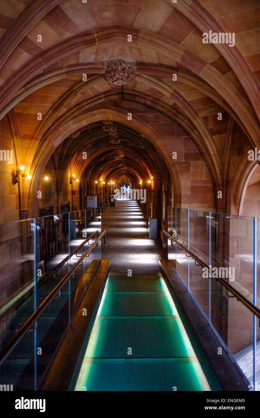 Manchester, England: Der Eingang zum John Rylands Library Stockfoto