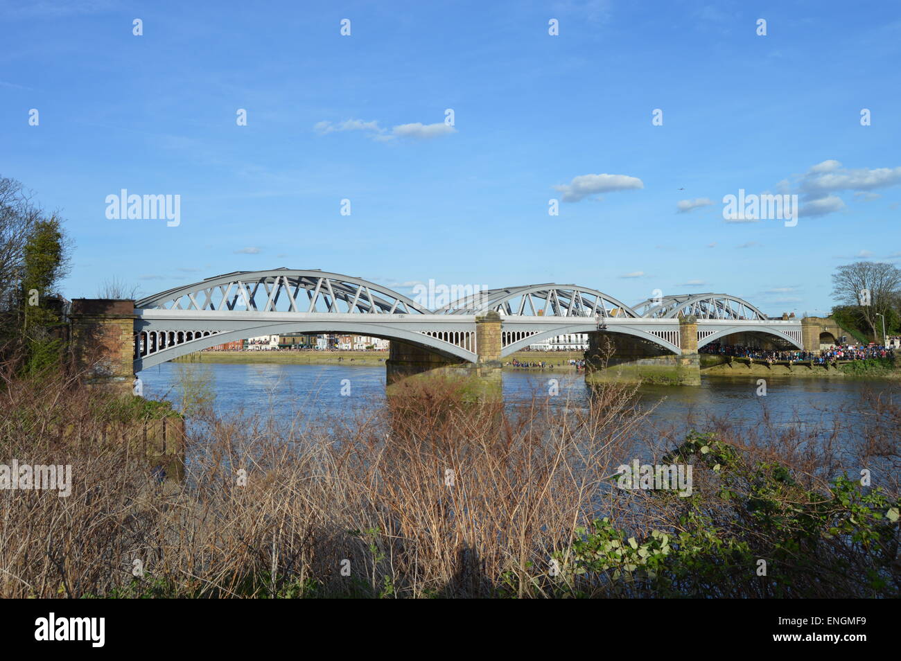 Barnes-Eisenbahnbrücke Stockfoto