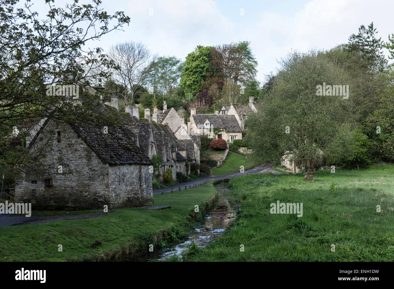 Bilder von der Weltberühmten Dorf der Cotswolds bezeichnet Bibury in England. Von William Morris Designer schönsten Dorf England beschrieben. Stockfoto