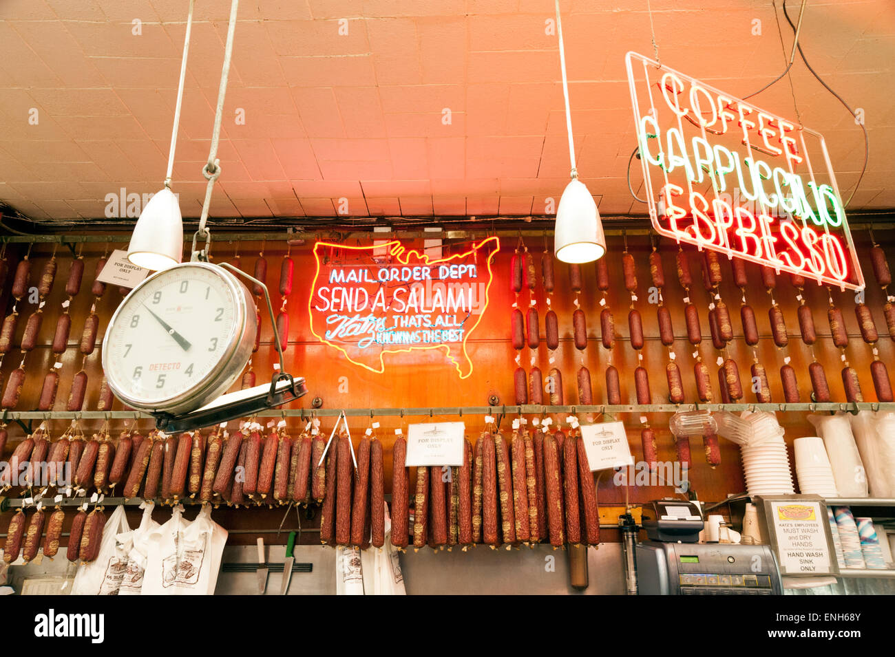 Katz es Deli auf der Lower East Side in New York City, USA Stockfoto