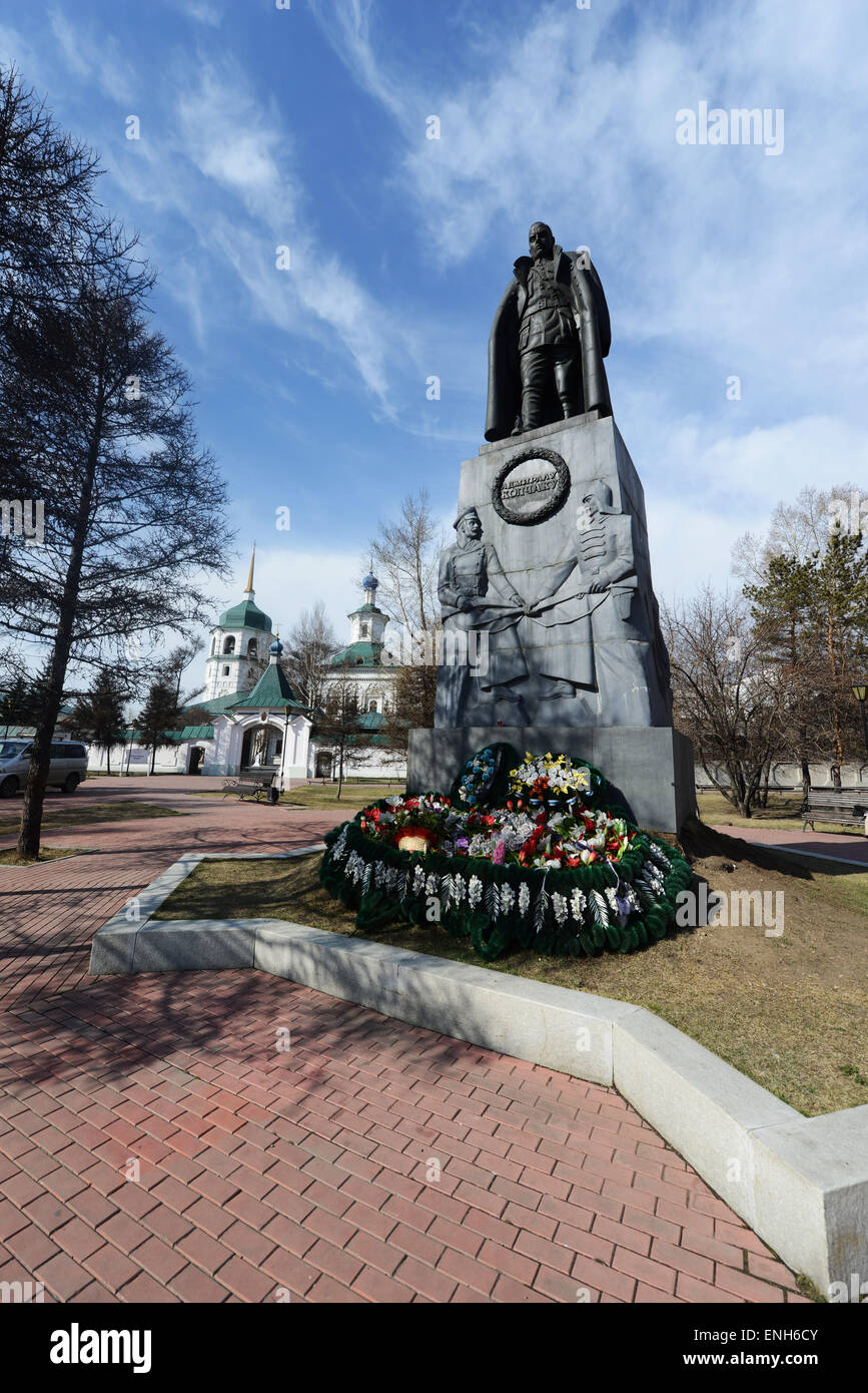 Denkmal für Admiral Alexander Kolchak unweit des Klosters Znamensky in Irkutsk, Russland. Stockfoto