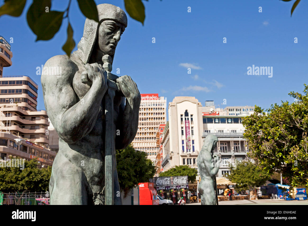 Kriegerdenkmal am Platz Plaza de Espana, Santa Cruz De Tenerife, Teneriffa, Kanarische Inseln, Spanien, Europa Stockfoto