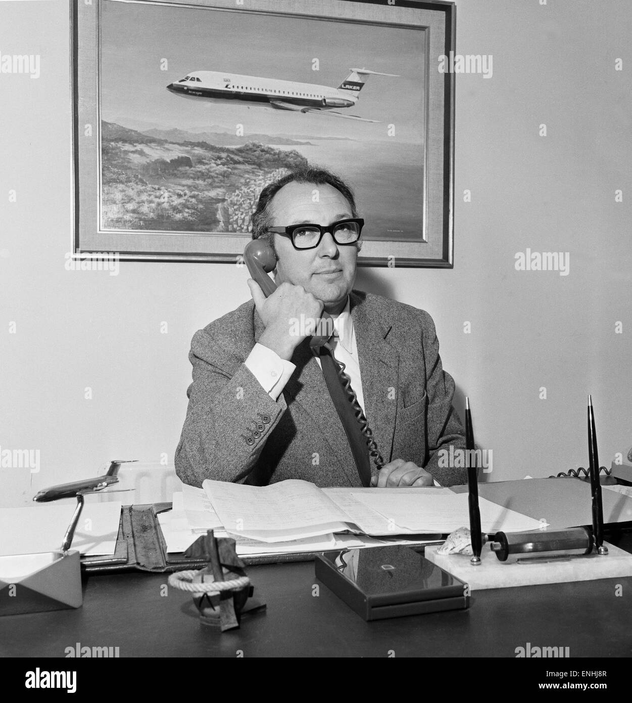 Britische Fluggesellschaft Unternehmer Freddie Laker abgebildet auf seine Laker Airways Büros. 22. Februar 1969. Stockfoto