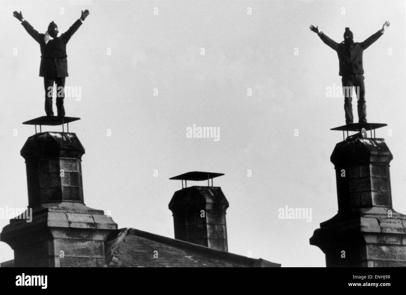 Maskierte Männer des Seige... signalisieren Trotzreaktion auf den Schornstein Gipfeln bei HMP Barlinnie Gefängnis, 7. Januar 1987. Stockfoto
