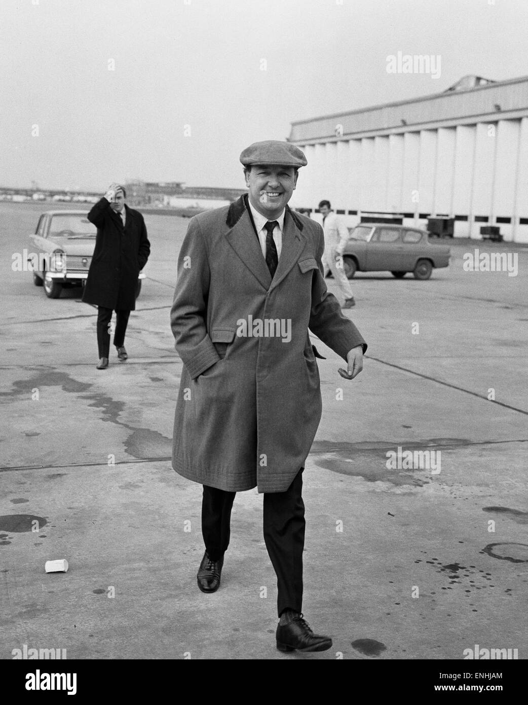 British United Airways Geschäftsführer Freddie Laker mit seinem eigenen Flugzeug. 3. März 1965. Stockfoto