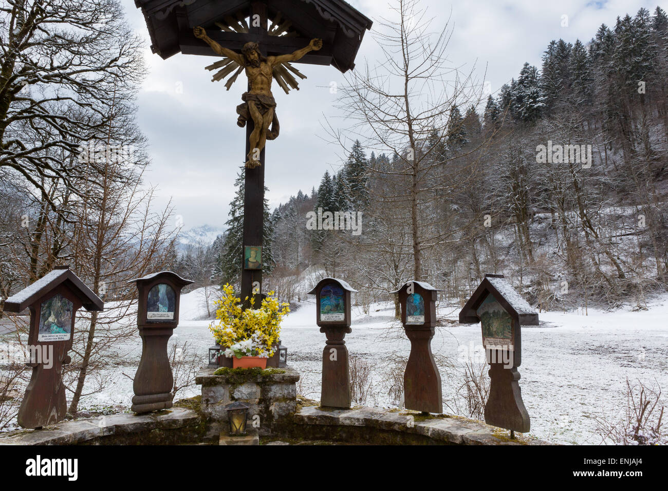 Eine religiöse Gedenkstätte für diejenigen getötet bei Unfällen in der Partnachklamm, Bayern, Deutschland Stockfoto