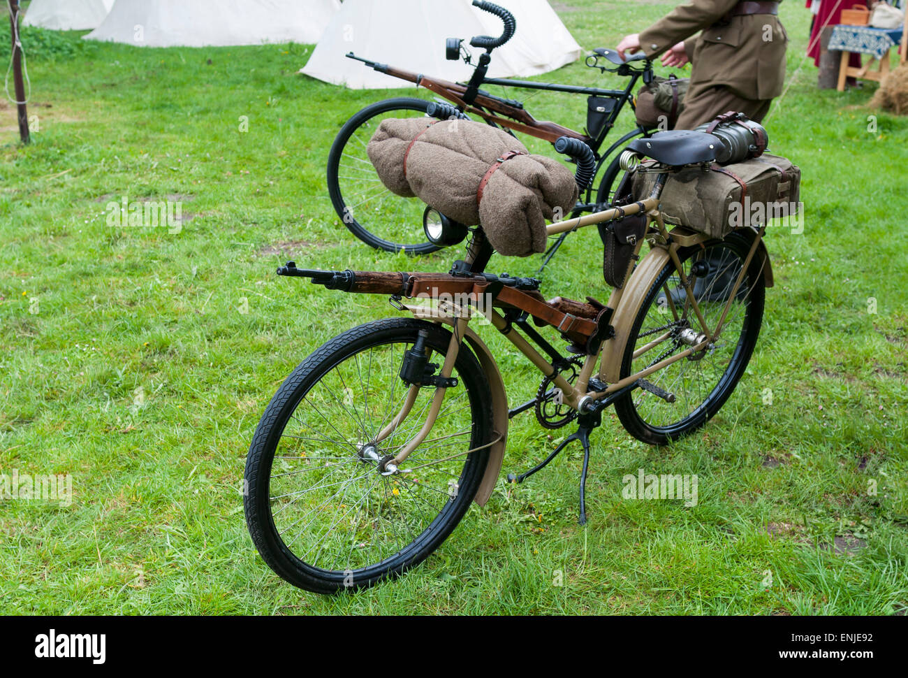 Alte militärische Fahrrad verwendet in der ersten und zweiten Weltkrieg  Stockfotografie - Alamy