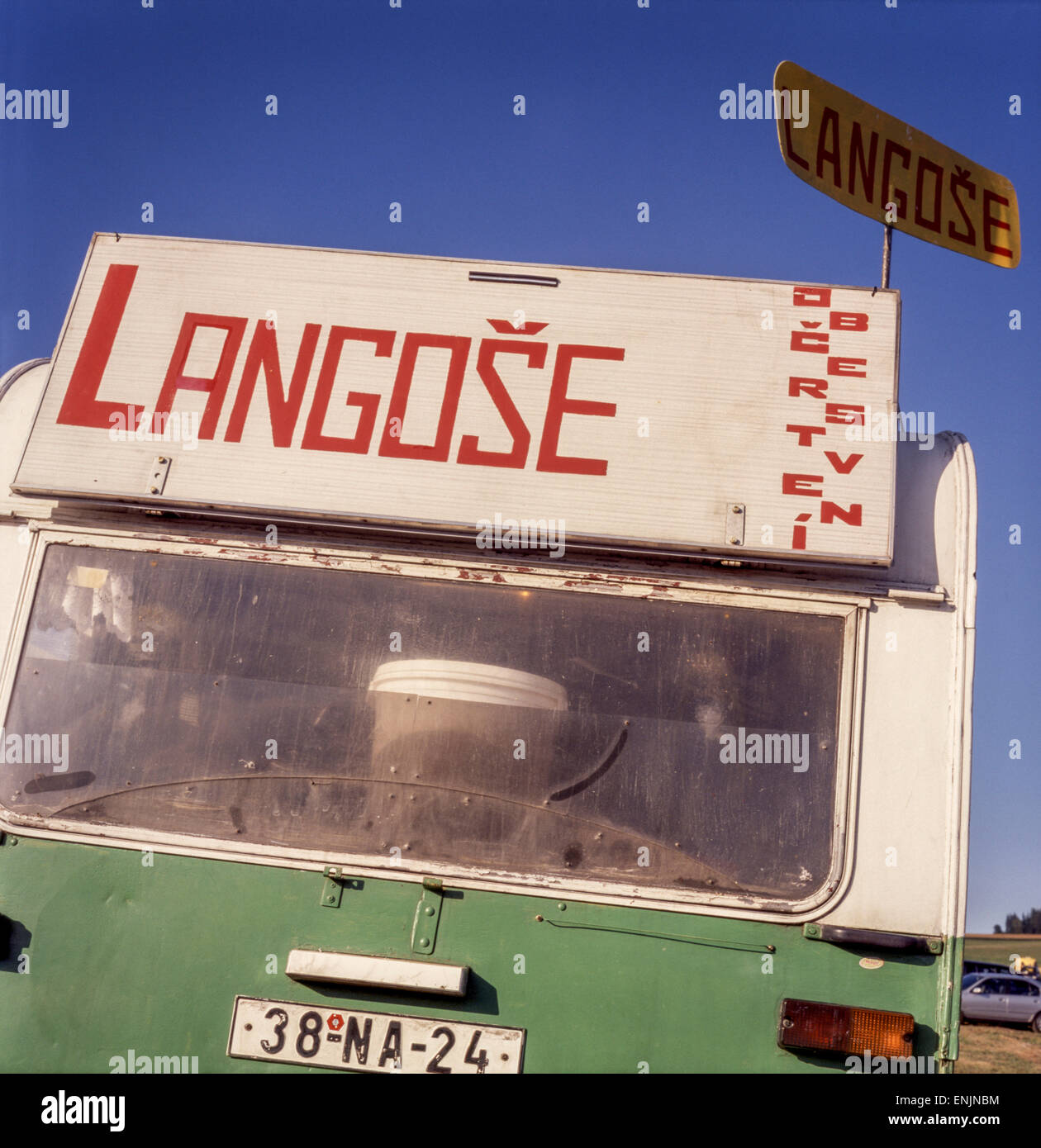 Mobile Ladenstand, Fast-Food-LKW-Van, Schild Langos, Tschechische Republik Stockfoto