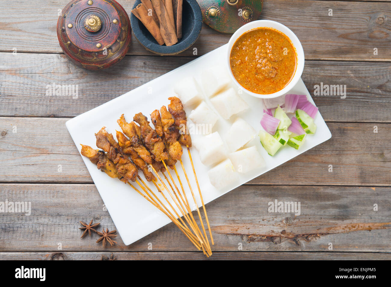 Chicken Satay abgeschossen von oben Stockfoto