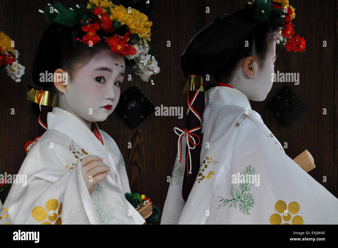 Kyoto, Japan: Maiko, junge Mädchen, die Geisha werden Stockfoto