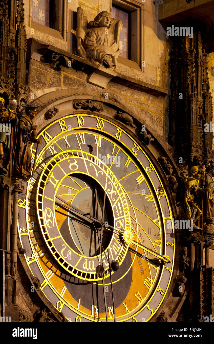 Astronomische Uhr am Rathaus, Altstädter Ring, UNESCO World Heritage Site, Prag, Tschechische Republik, Europa Stockfoto