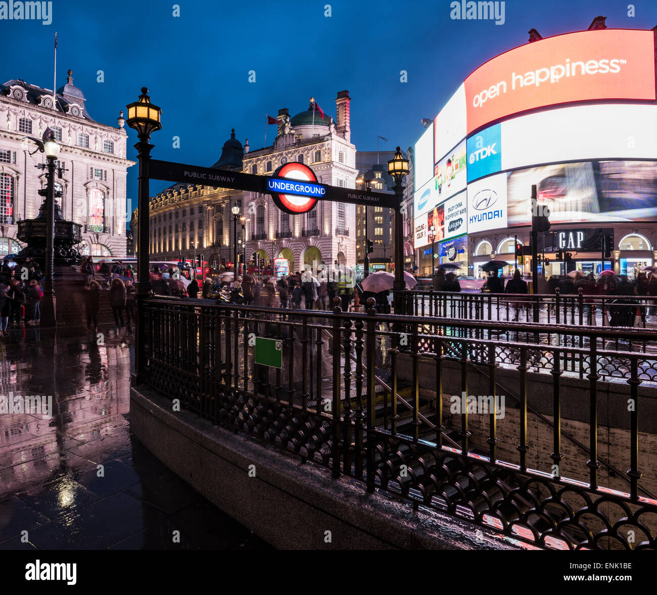 Piccadily Circus bei Nacht, London, England, United Kingdom, Europe Stockfoto