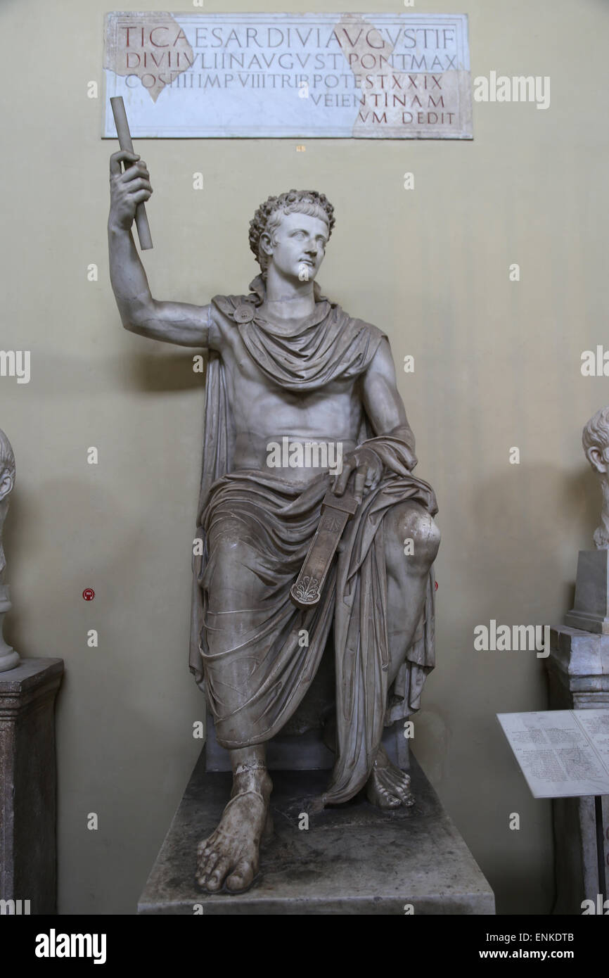 Statue mit dem angeschlossenen Leiter der römische Kaiser Tiberius (42 BC-37AD). Marmor. 41-54 N. CHR.. Vatikanische Museen, Chiaramonti. Stockfoto