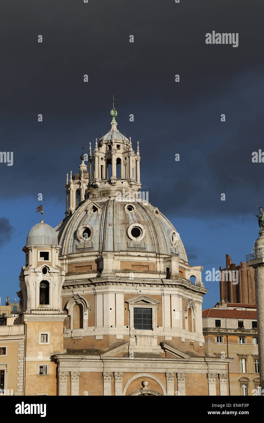 Italien. Rom. Kirche von Santa Maria di Loreto. 16. Jahrhundert. Entworfen von Antonio da Sangallo den jüngeren. Stockfoto