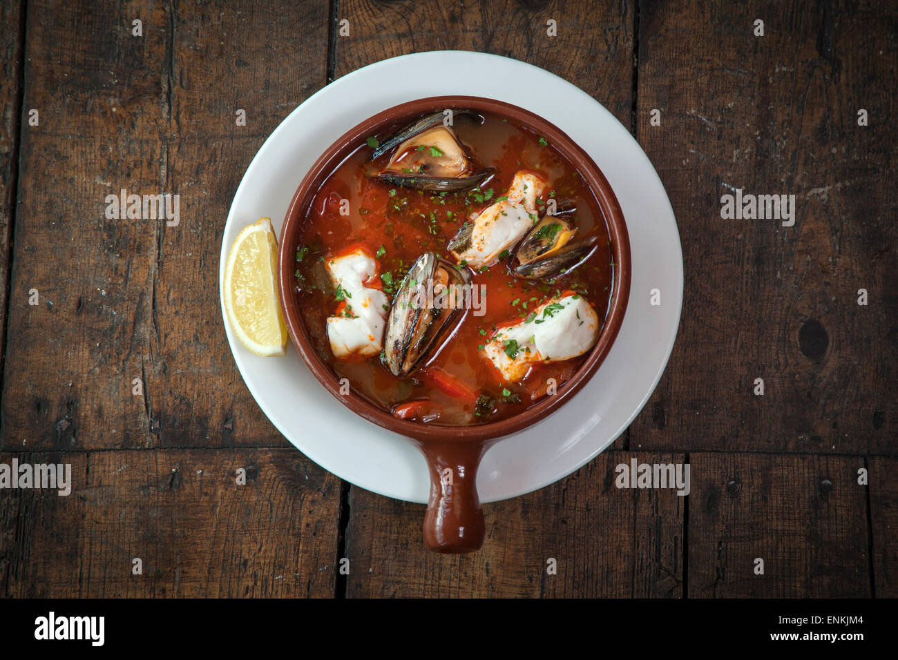 Tapas-Fischsuppe mit Moules, Muskeln Stockfoto