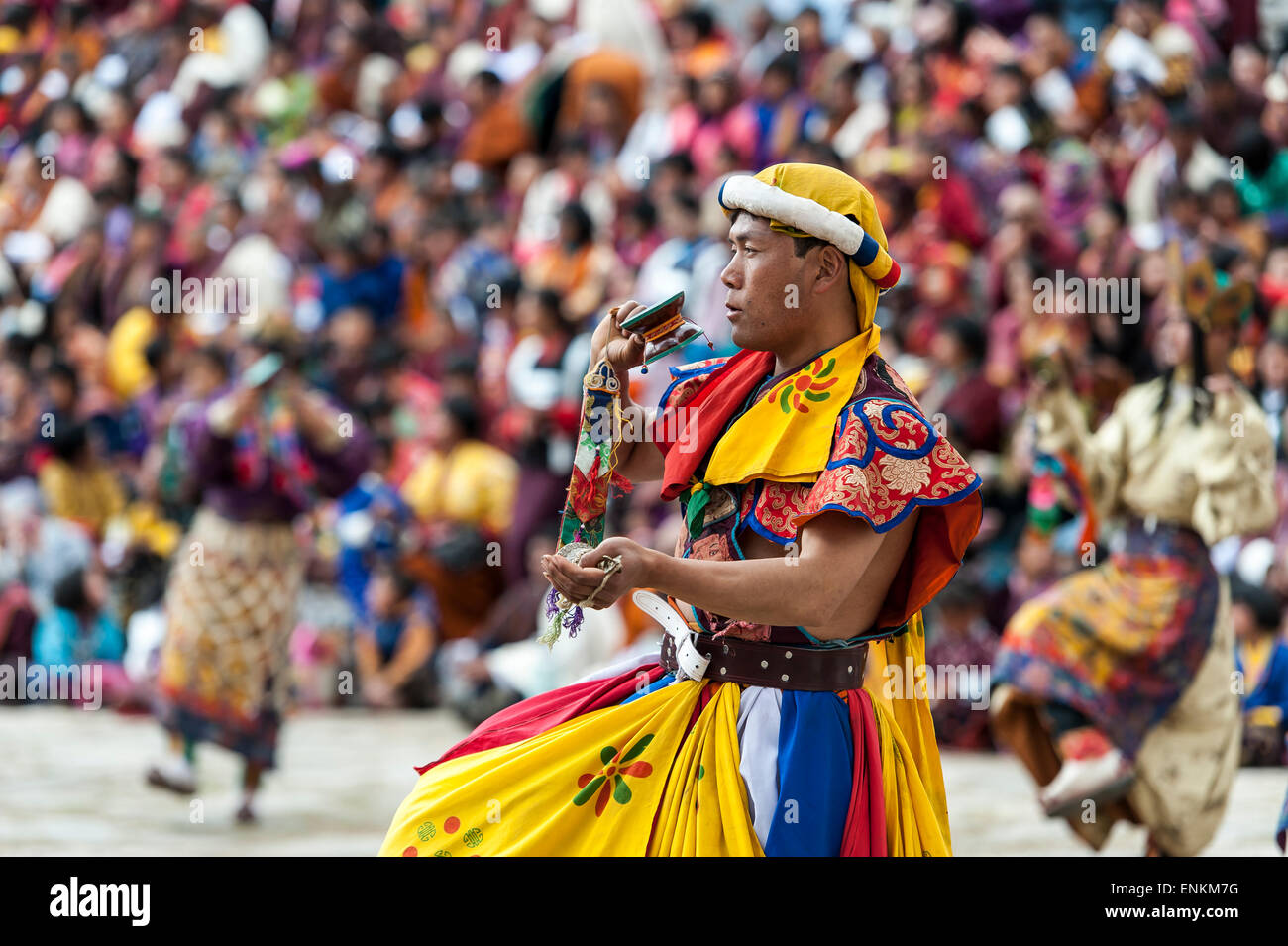 Tänzerinnen auf religiöses Fest Paro Bhutan Stockfoto