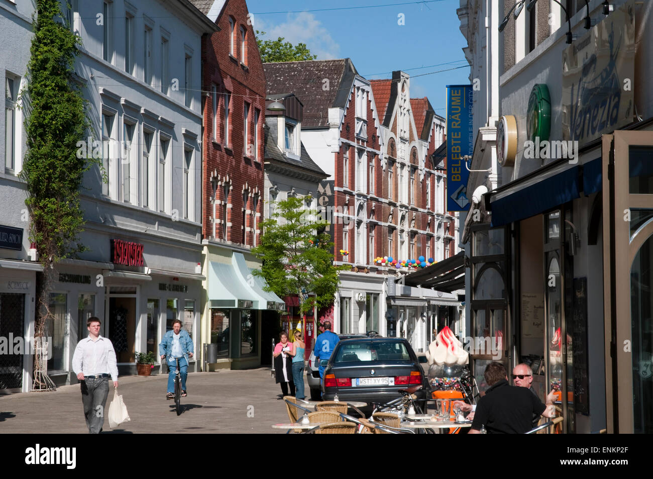 Fussgaengerzone, Altstadt, Oldenburg, Niedersachsen, Deutschland