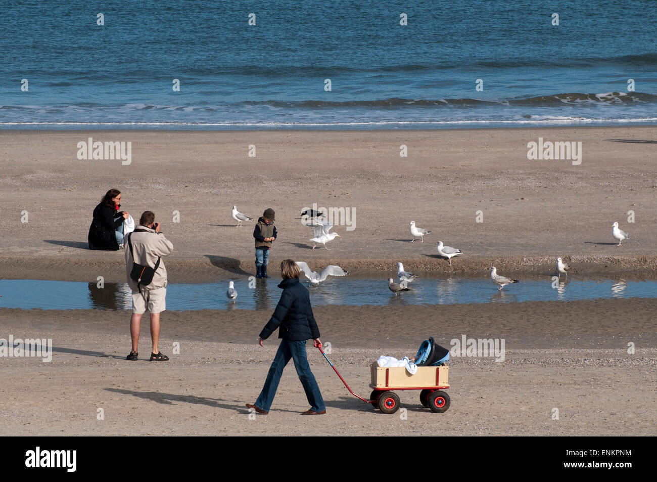 Menschen an der Nordsee Strand, Norderney, Insel, Ostfriesland, Niedersachsen, Deutschland Stockfoto