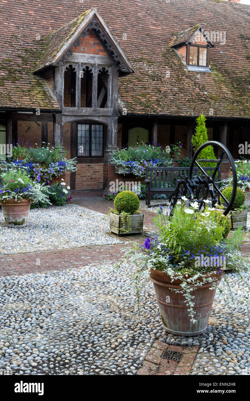 Großbritannien, England, Ewelme.  Hof der Pfarrei Armenhäuser, aus dem 15. Jahrhundert. Stockfoto