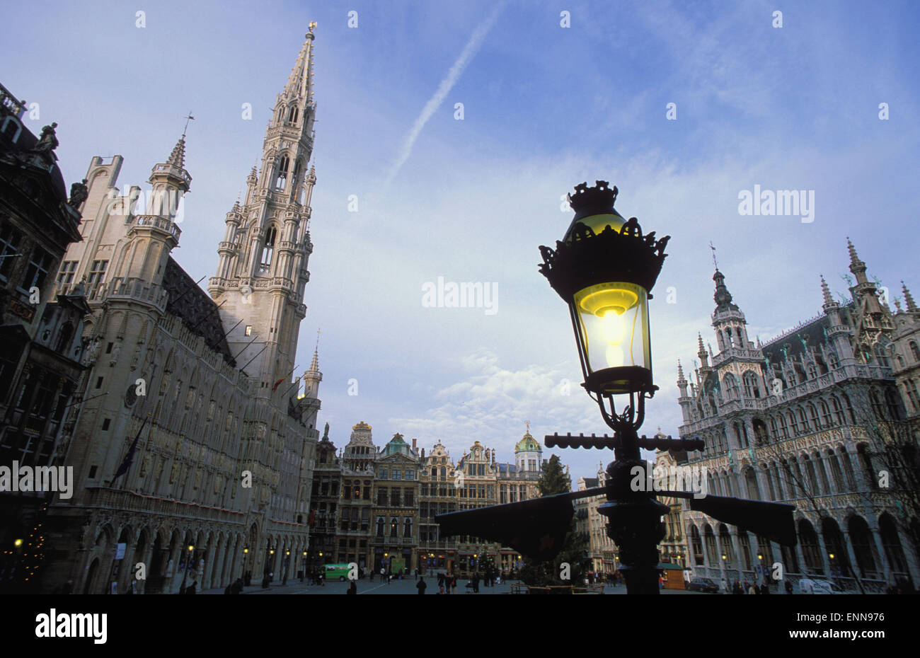 BEL, Belgien, Brüssel, Grand-Place, das Rathaus und der Maison du Roi.  BEL, Bruessel, Belgien, Grand Place, Das Rathaus und Stockfoto