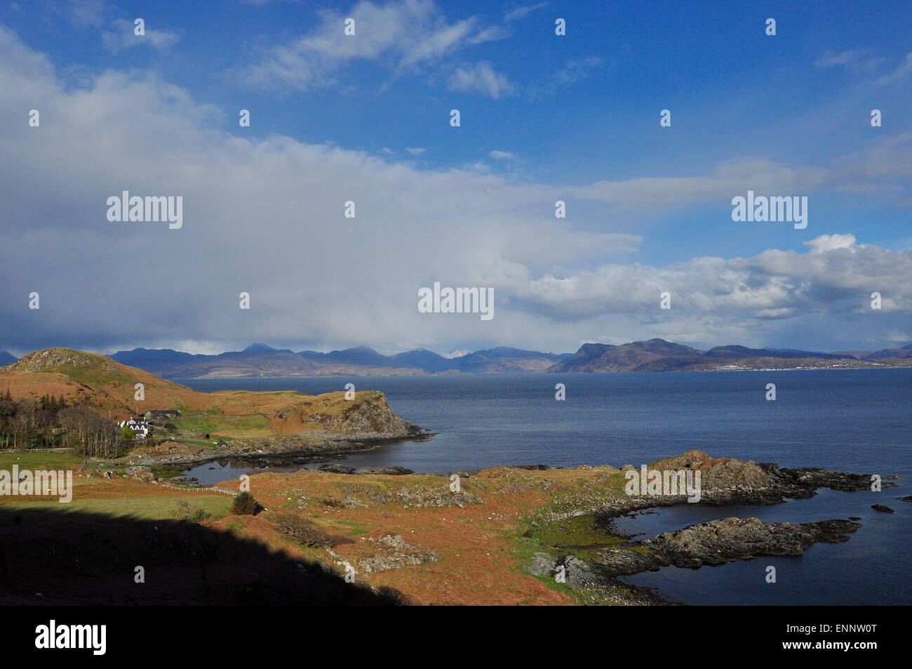 Das Festland von westlichen Schottland gesehen von der Isle Of Skye. Stockfoto