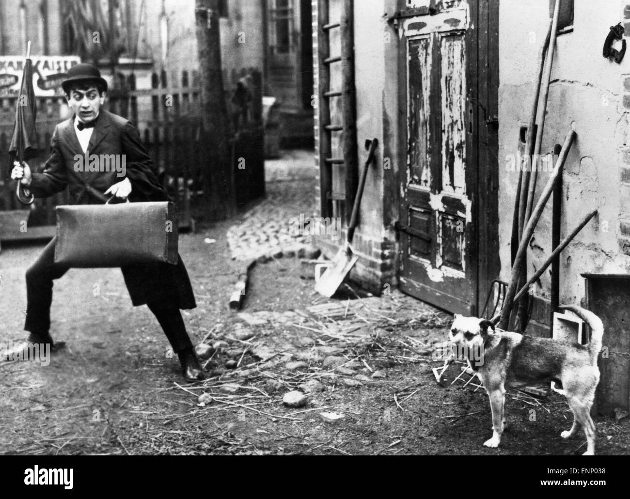 Fräulein Seifenschaum (?), Deutschland 1915, Regie: Ernst Lubitsch, Monia Ernst Lubitsch - Dieses Bild ist aus Einem der äh Stockfoto