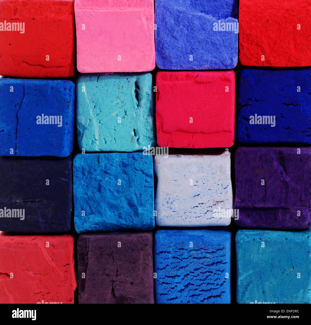 Hintergrund - Kreide helle Pastellfarben mit rot, blau, violett und lila Farben Stockfoto