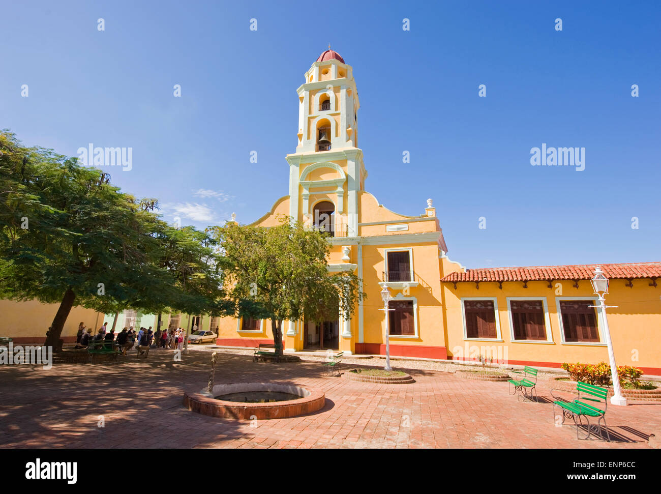 Die Kirche und der Plaza (Stadtplatz) in Trinidad de Cuba, Kuba Stockfoto