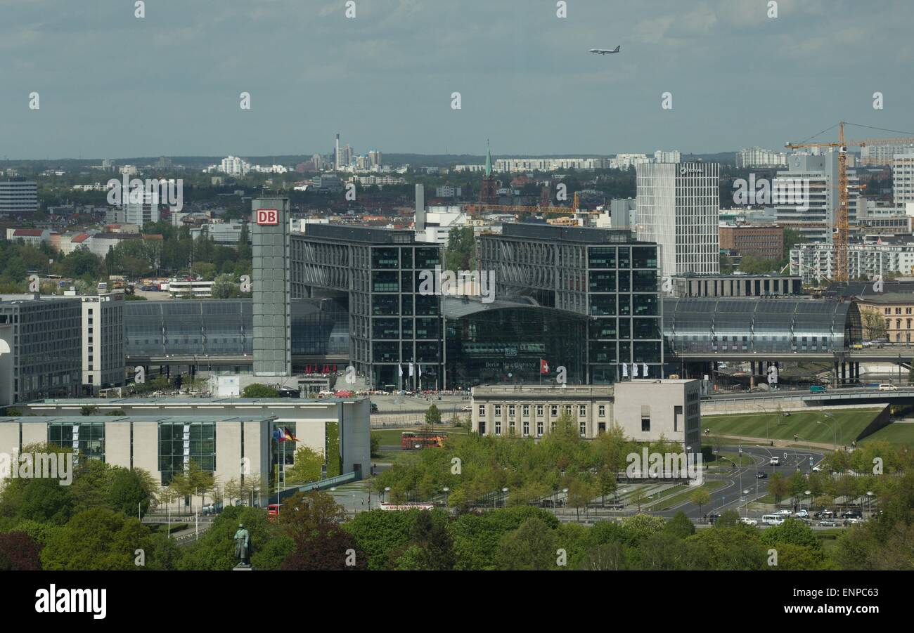 Berlin, Deutschland. 4. Mai 2015. Blick auf den Hauptbahnhof von Berlin, Deutschland, 4. Mai 2015. Foto: Jörg Carstensen/Dpa/Alamy Live News Stockfoto