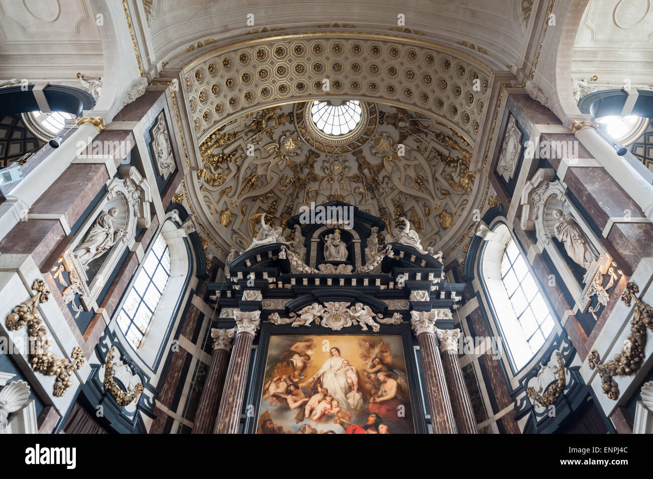 Belgien, Antwerpen, Interieur der Kirche St. Carolus Borromeus ... Belgien, Antwerpen, Interieur der Kirche St. Carolus Borromeus ...