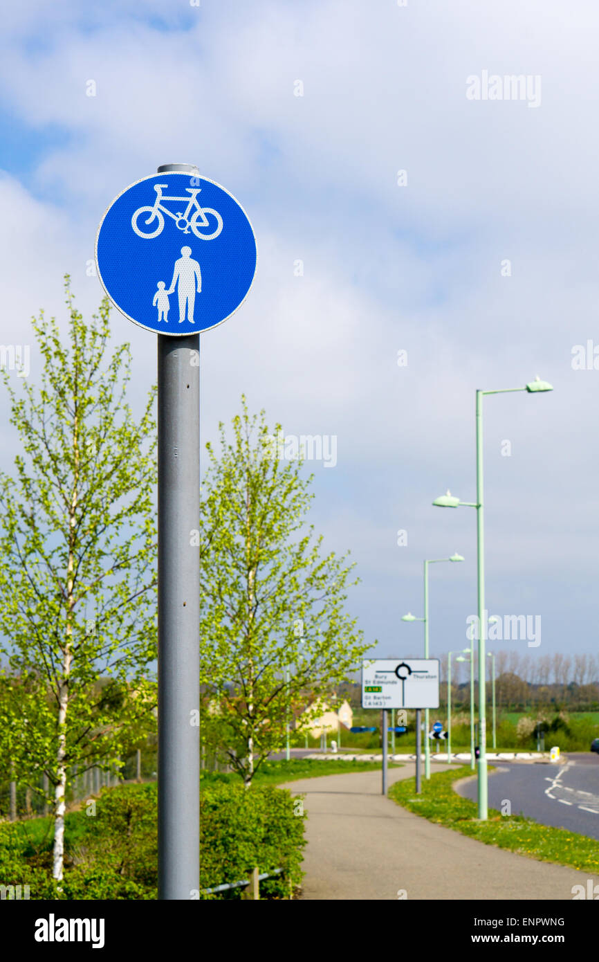 Zeichen für Fahrrad- und Fußgängerweg Stockfoto