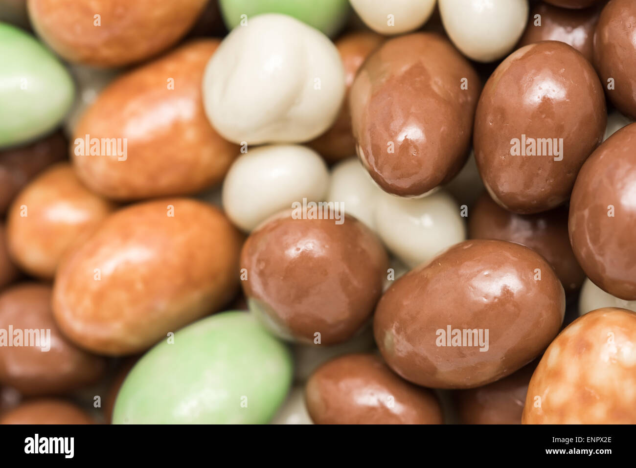 Sortierte Milch Runde Schokolade Süßigkeiten Hintergrund Stockfoto