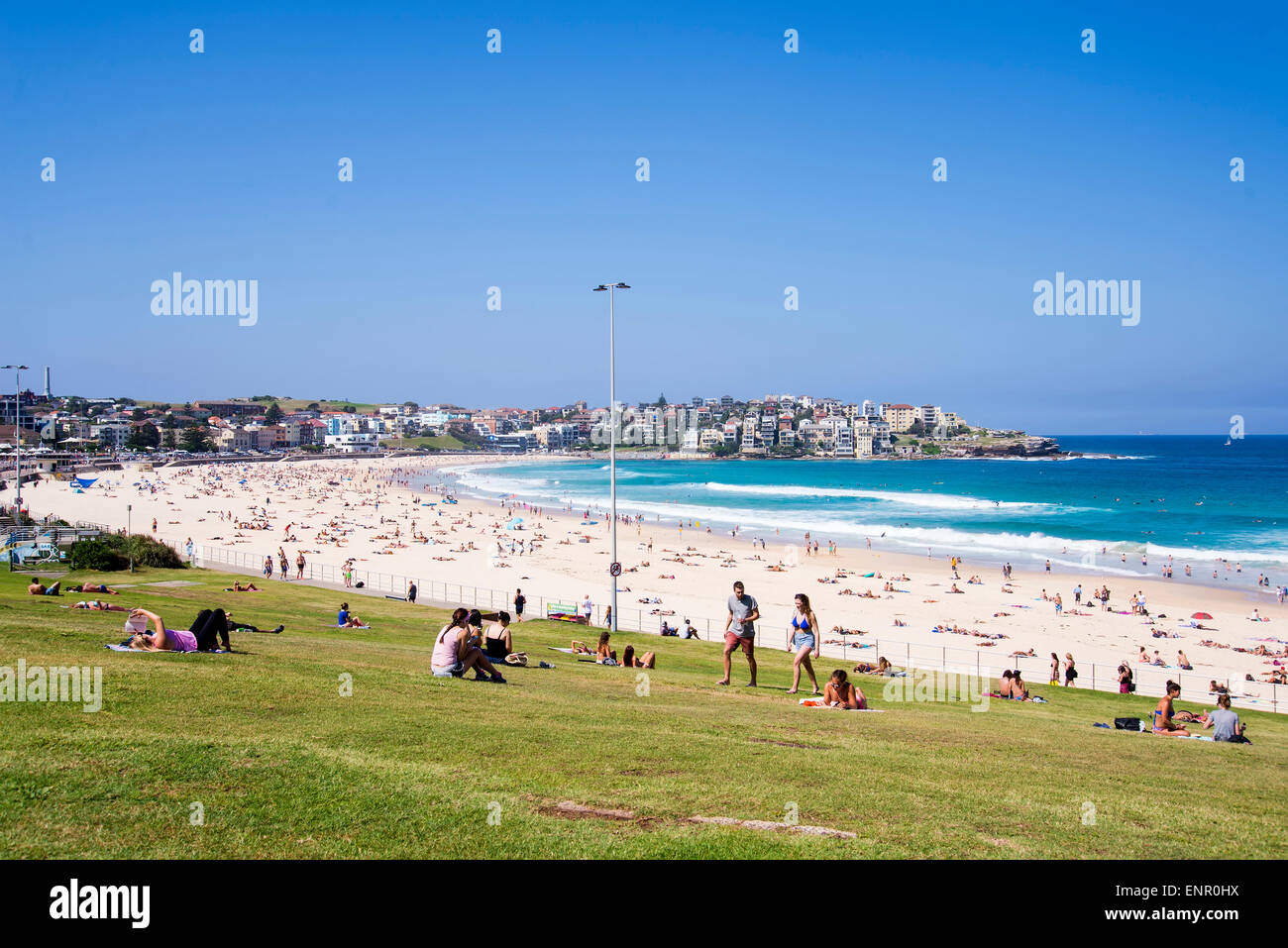Nicht identifizierte Personen am Bondi Beach in Australien. Stockfoto