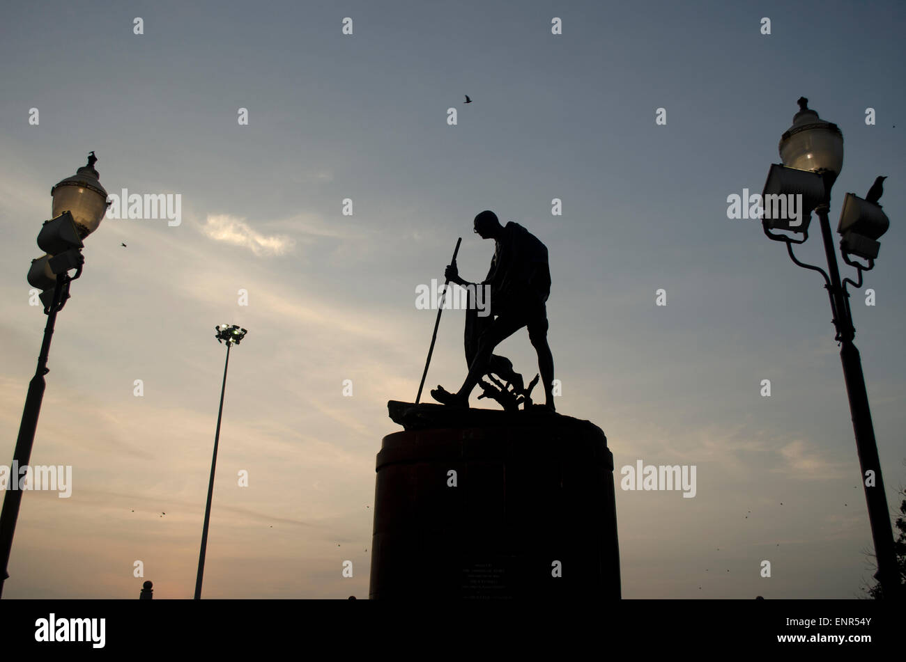 Statue von Mahatma Gandhi am Strand von Marina, Chennai (Madras), Tamil Nadu, Indien, Asien Stockfoto