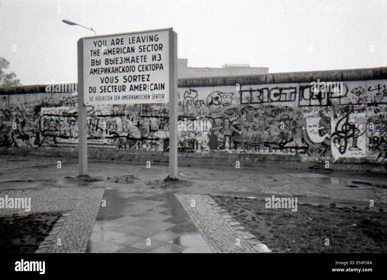 Oktober 1988 - BERLIN: die Berliner Mauer (Berliner Mauer) in Berlin-Tiergarten. Stockfoto