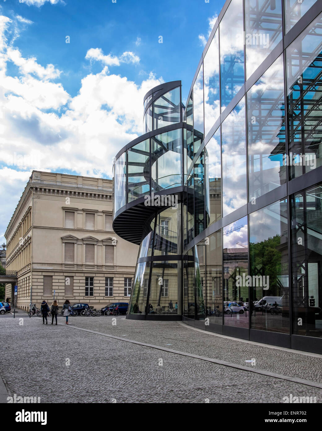 Deutsches Historisches Museum, Berlin. Museum der Geschichte. Erweiterung von I.M.Pei modernen Glas und Stahl Flügel für temporäre Ausstellungen Stockfoto