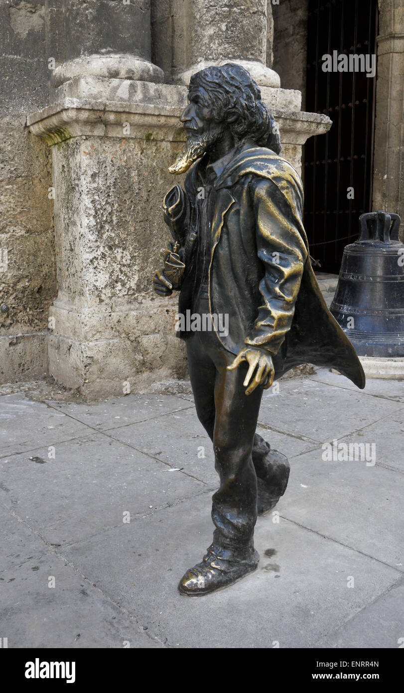 Bronzestatue von El Caballero de Paris (Gentleman aus Paris) vor der Kirche San Francisco de Asis, Havanna, Kuba Stockfoto