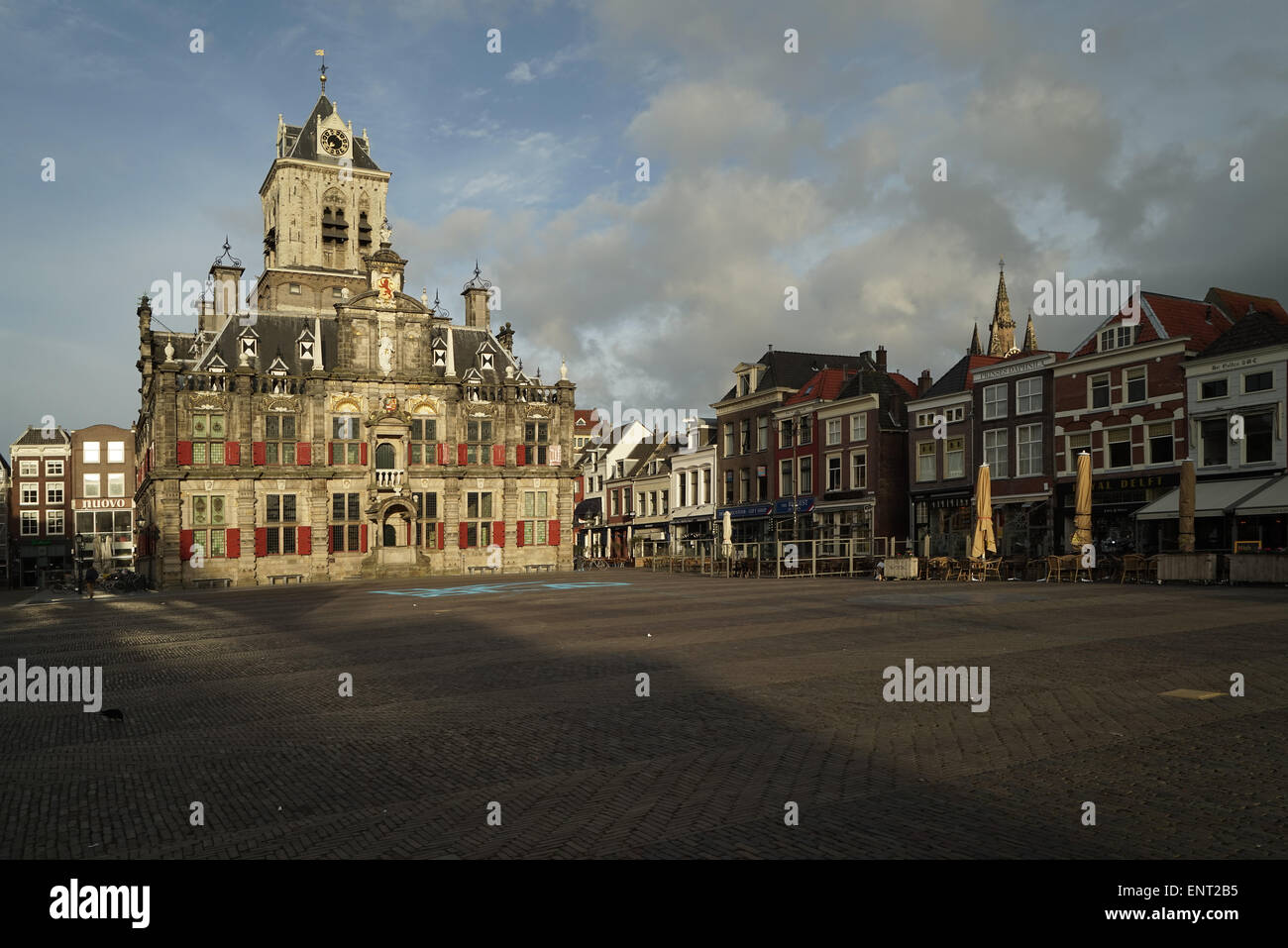 Delft-Marktplatz und Rathaus -1 Stockfoto