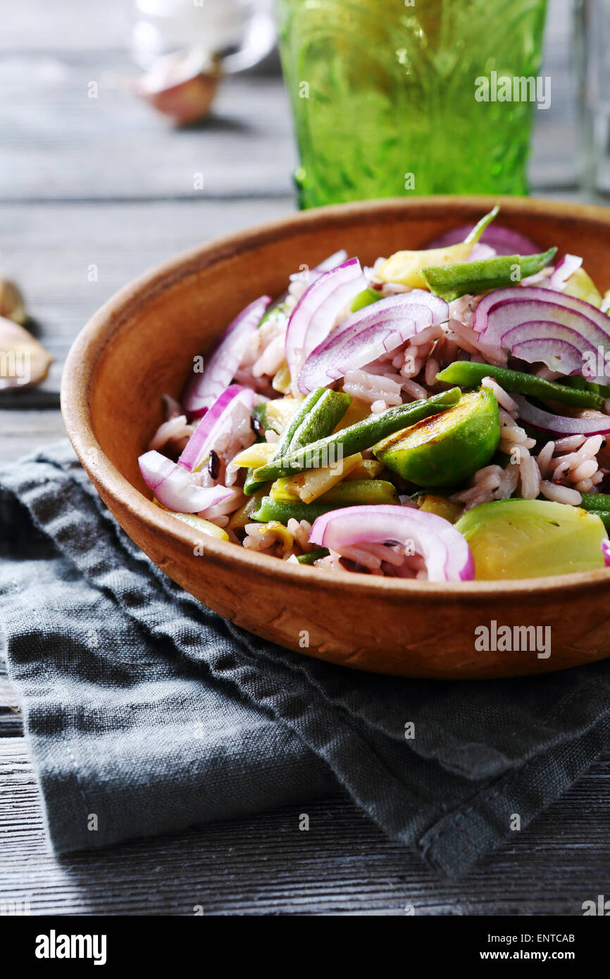 Lecker Reis mit Gemüse, Essen Stockfoto