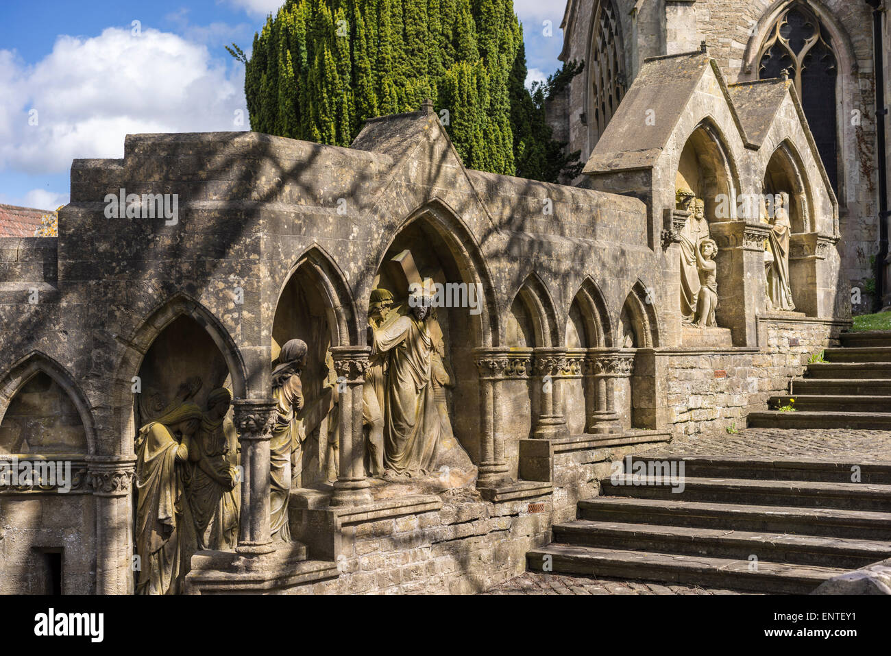 St. Johannes Kirche und die Via Crucix, Frome in Somerset, England Stockfoto