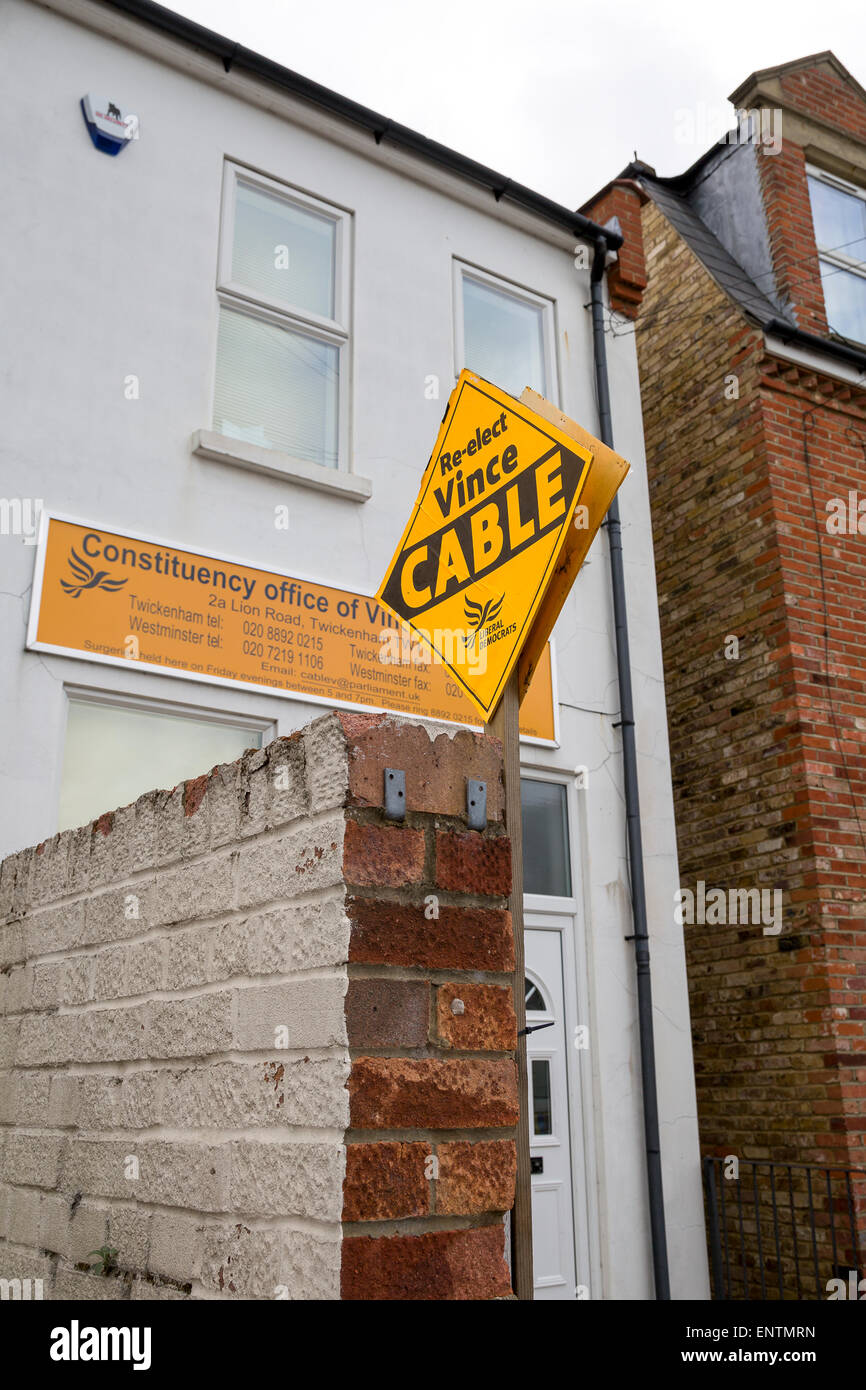 Wahlkreis Büro von Twickenham MP Vincent Cable nach der Wahl 2015 Stockfoto