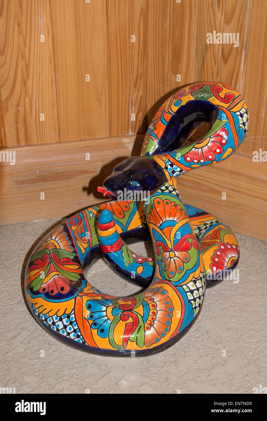 Bunte Garten Objekte zum Verkauf an Kanapaha Botanical Gardens in Gainesville Florida. Stockfoto