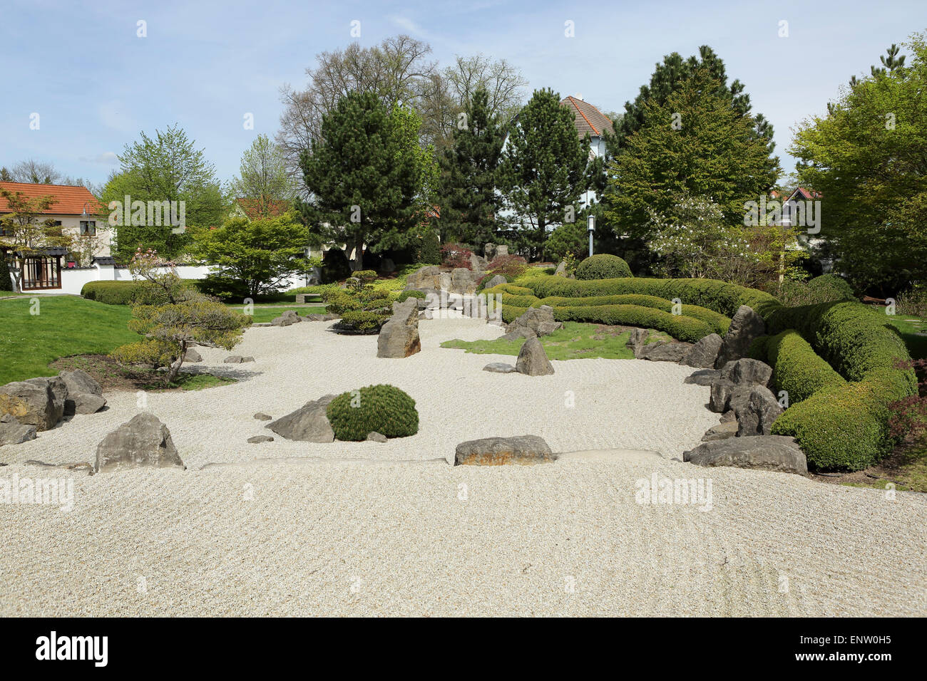 Steinen in den japanischen Garten (Gartenlandschaft Garten) in Bad Langensalza, Deutschland. Stockfoto