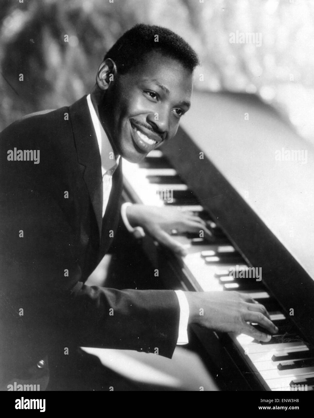 LOU JOHNSON Promo-Foto von uns Soul-Sänger über 1968 Stockfoto