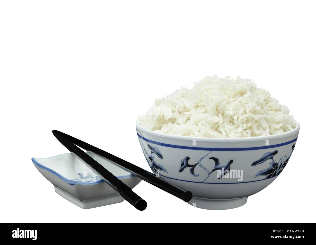 Natürliche Bio-Reis in eine asiatische Schale mit Stäbchen isoliert auf weißem Hintergrund Stockfoto